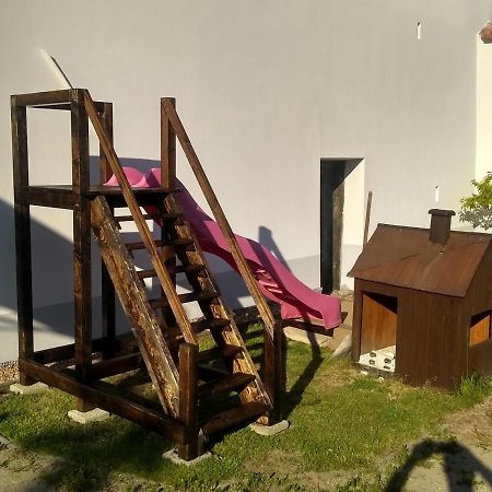 Ubytovani U Dvoraku Veselí nad Lužnicí Exteriör bild