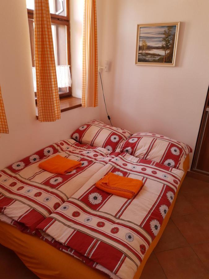 Ubytovani U Dvoraku Veselí nad Lužnicí Exteriör bild